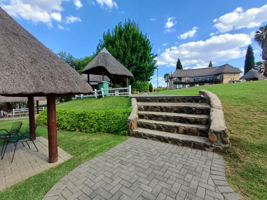 2 Bedroom Property for Sale in Edge On the Vaal Free State